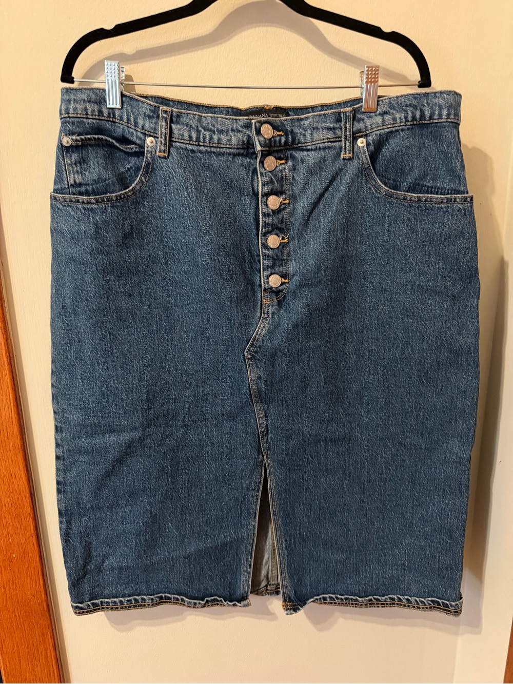 Button-Front Denim Skirt - Blue